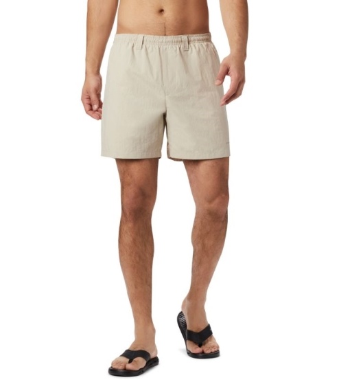 Columbia PFG Backcast III Men's Shorts Khaki | 476-BFUOAS